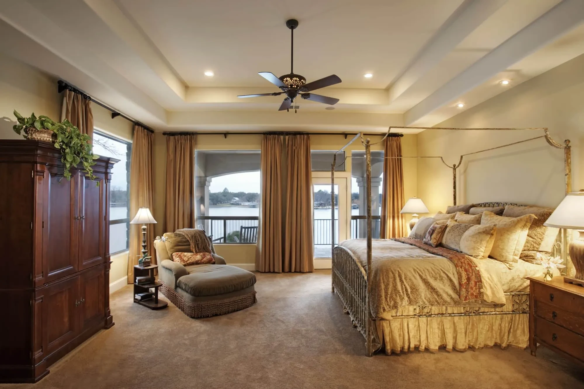 The Agent - custom home by Jenkins Design Build Austin TX