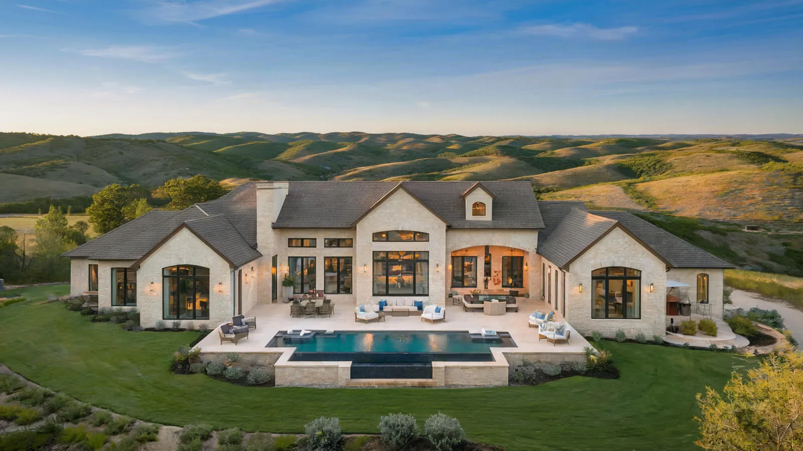 Custom Home Builder in Spanish Oaks, TX