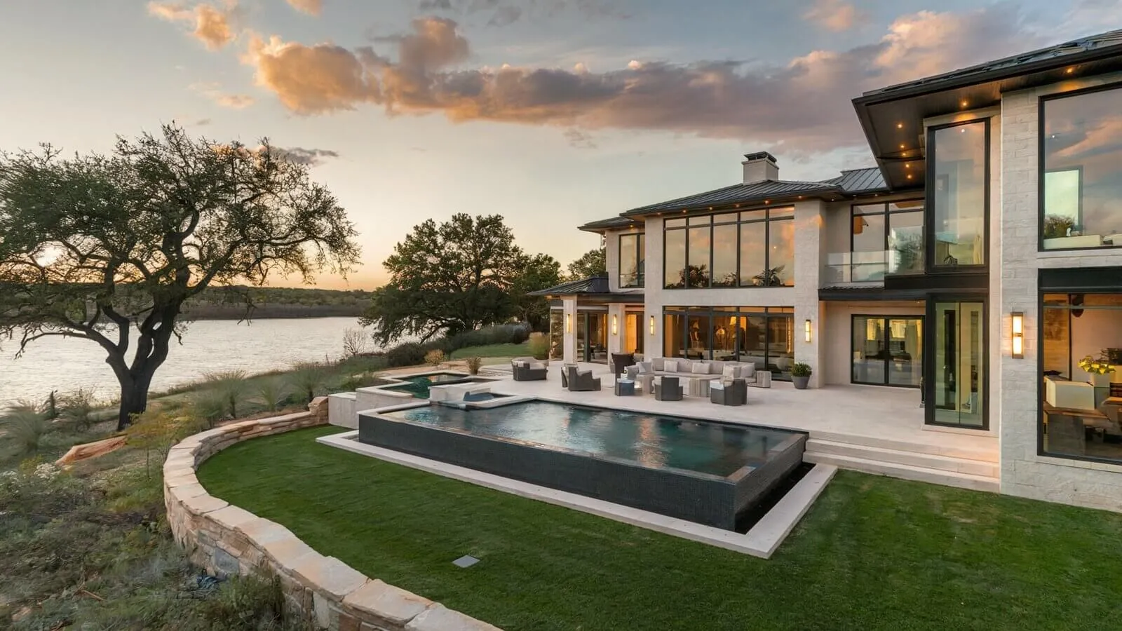Custom Home Builder in Lakeway, TX