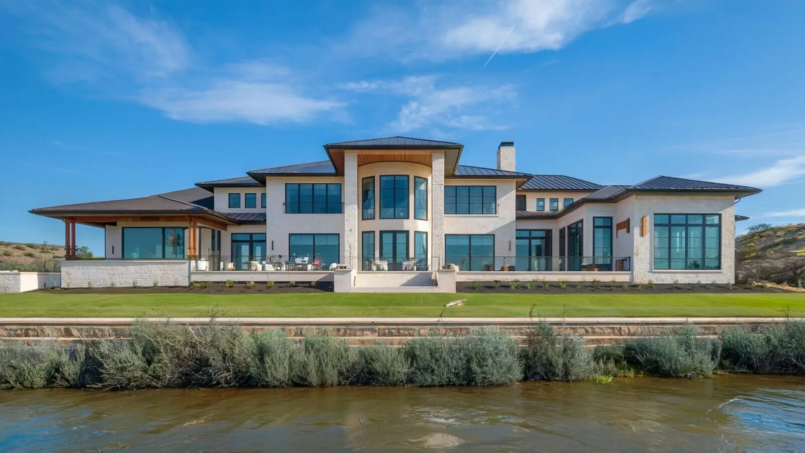 Custom home builder Marble Falls, TX