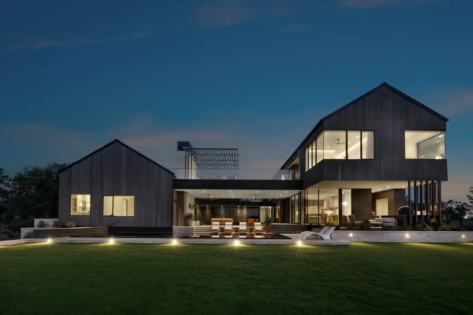 Luxury retreat home near Austin with Hill Country views