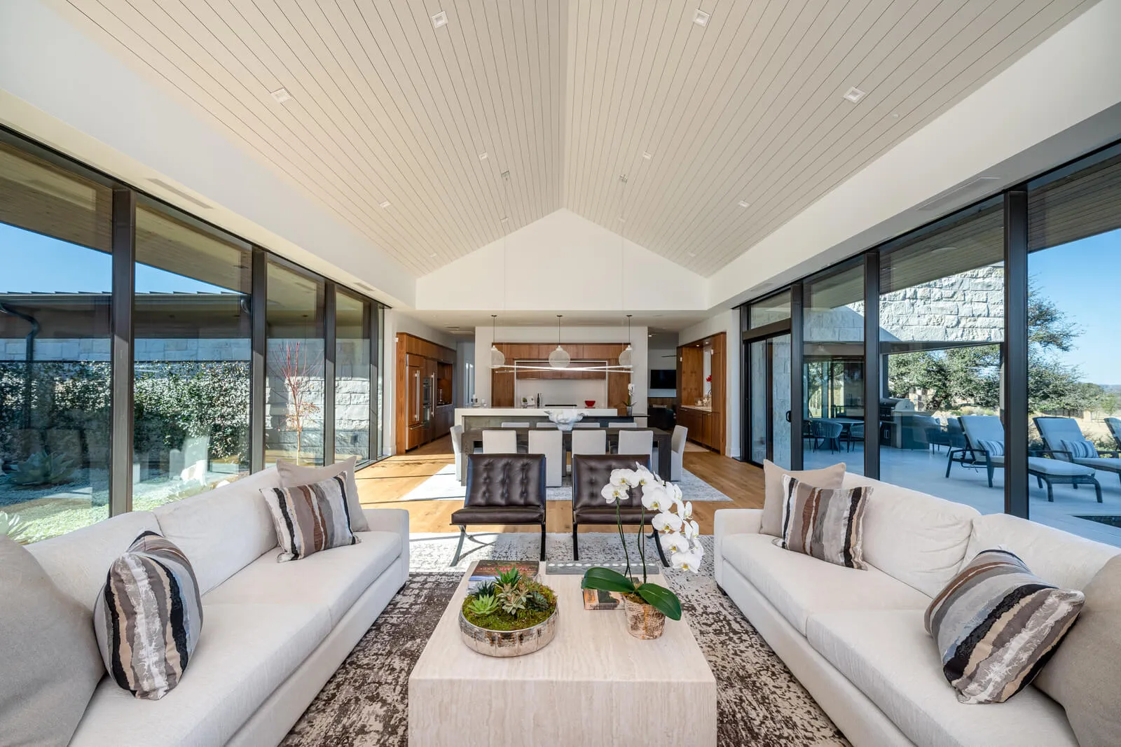 High-End Home Builders Austin TX - Luxury Home Entertaining