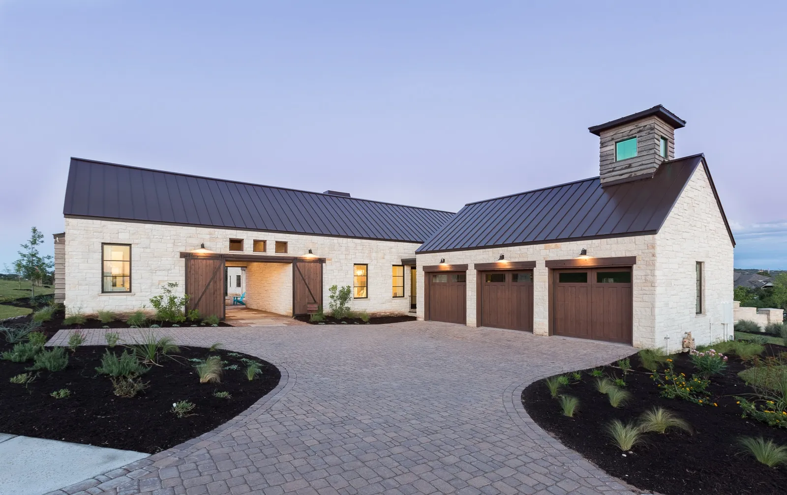 What is Modern Farmhouse Style?