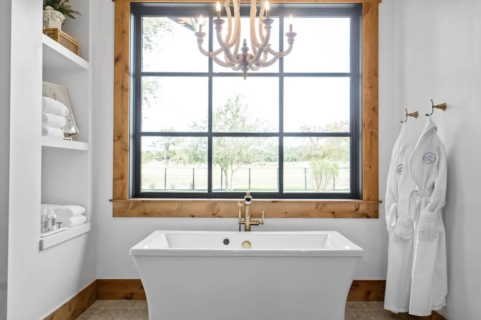 Eco-friendly luxury retreat home near Austin Texas