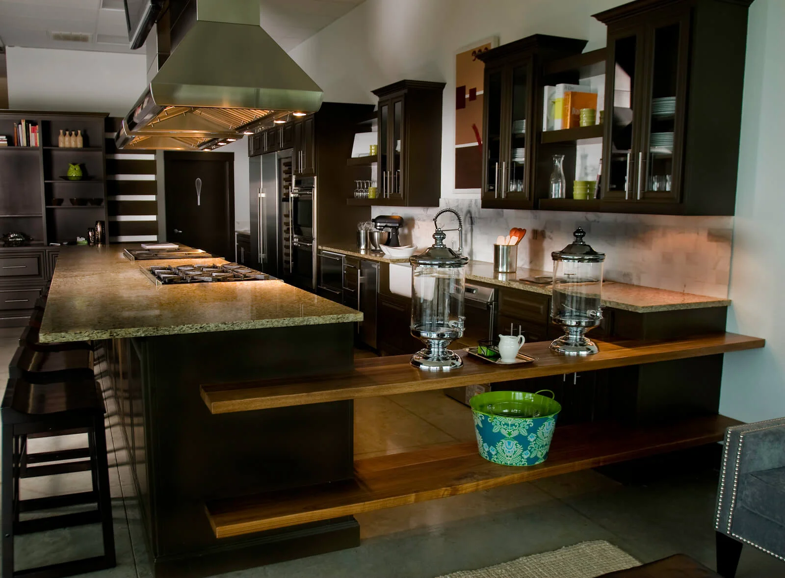 Commercial Kitchen - by Jenkins Design Build Austin TX