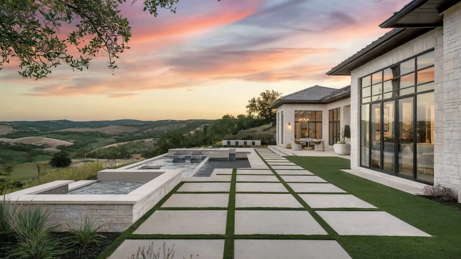 West Lake Hills home builder